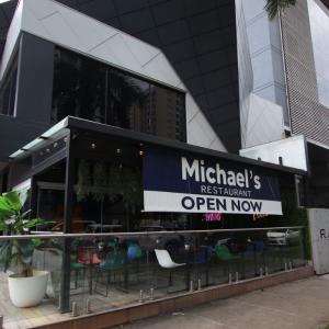 Michael's (Costa del Este)